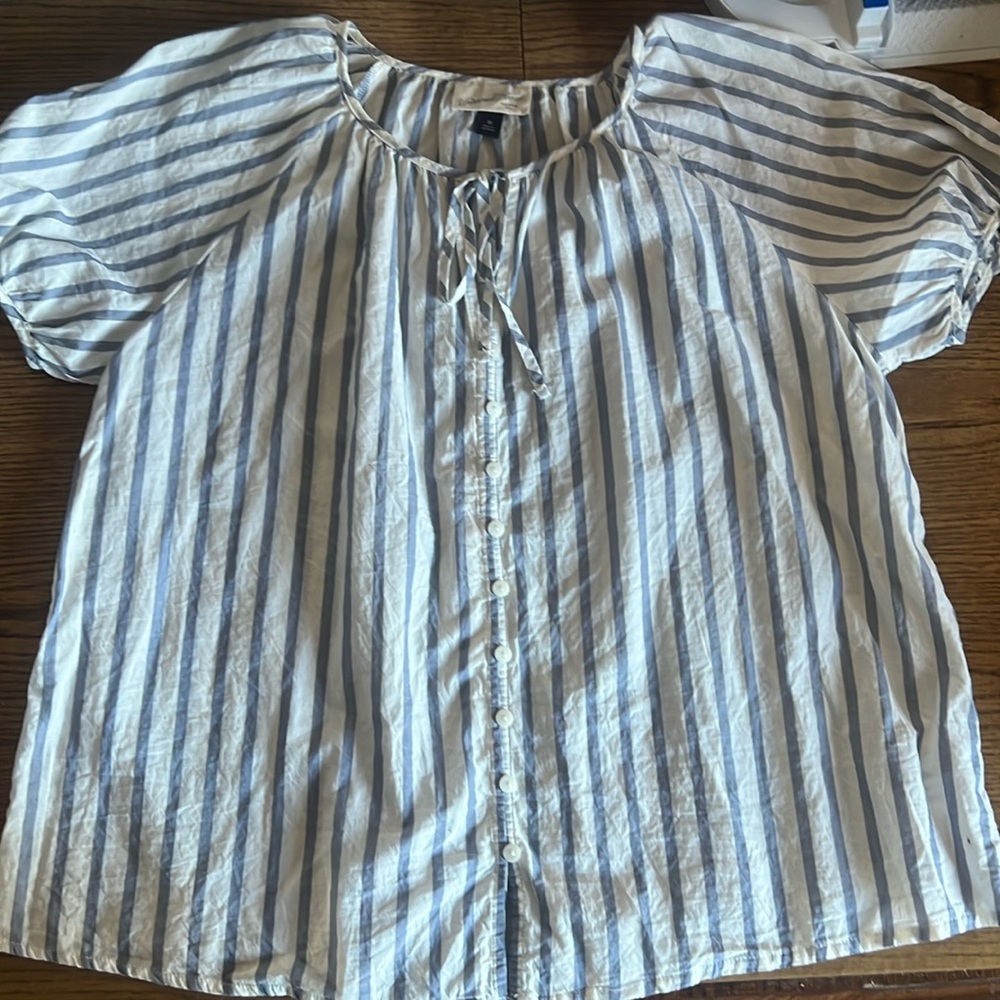 Universal thread striped top